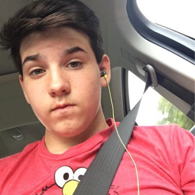 Profile Picture of JallyHarrison (@Blake0Hutchison) on Twitter