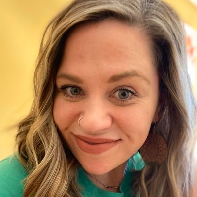 Profile Picture of Amanda Morrissey (@amandam94834785) on Twitter