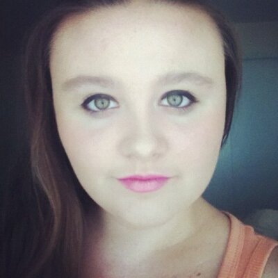 Profile Picture of Lisa Faulds (@lisafauldsxx) on Twitter