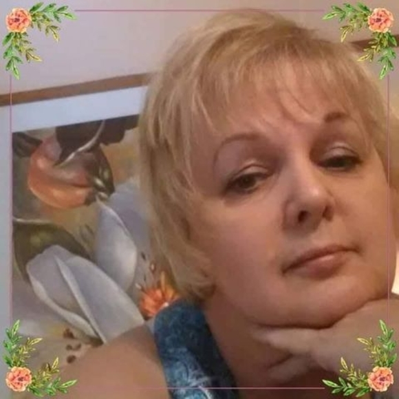 Profile Picture of Janet Hobbs (@janhobbs54) on Poshmark