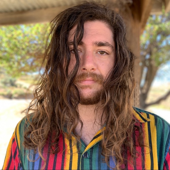 Profile Picture of Evan Higgins (@vacageneration) on Poshmark