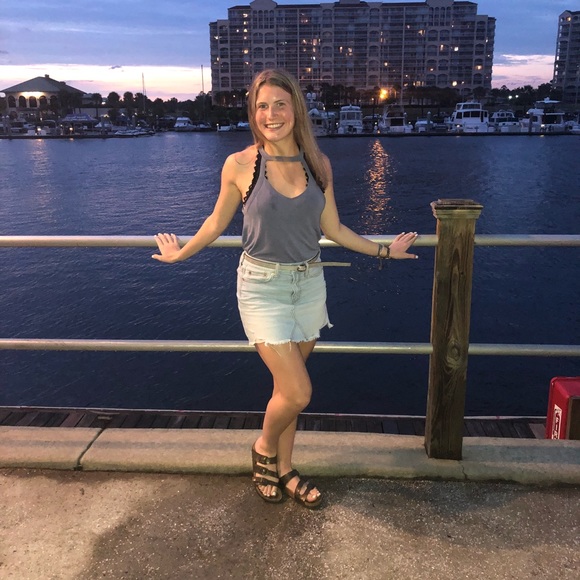 Profile Picture of Mackenzie Casey (@mackc527) on Poshmark