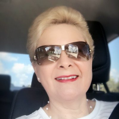 Profile Picture of America Lee (@AmericaAcosta20) on Twitter