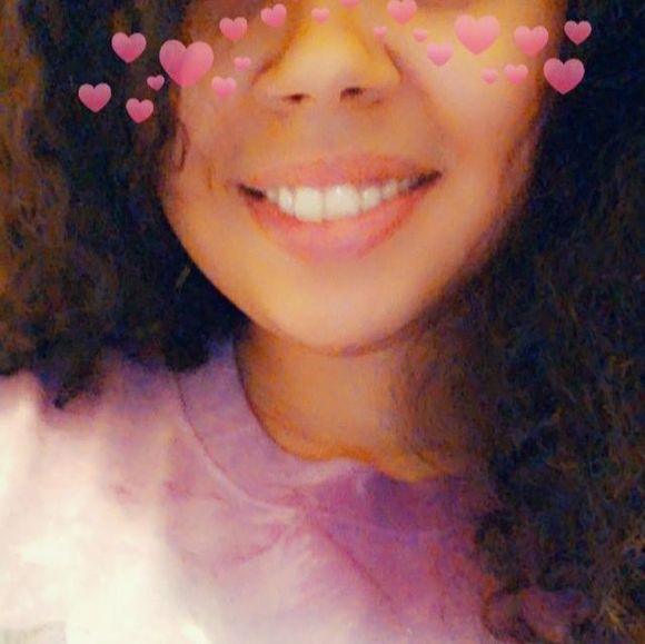 Gretchen Wieners - Poshmark Profile Picture of Gretchen Wieners (@yourmajesty17) on Poshmark