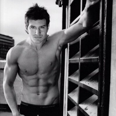 Profile Picture of Rob (@@LordRobWalters) on Twitter