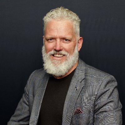 Profile Picture of Greg Collier (@greshagreg) on Twitter