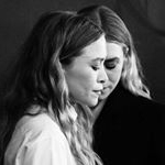 Profile Picture of Ashley & Mary-Kate Olsen (@lifestylemarykateashley) on Instagram