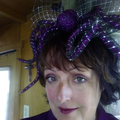 Profile Picture of Susan Englund (@susan_englund) on Twitter
