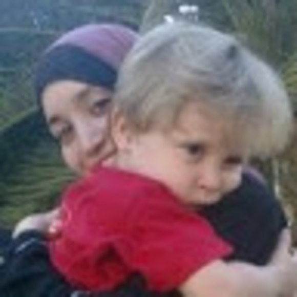 Profile Picture of Chourak Amina (@a_chourak) on Poshmark