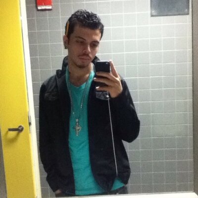 Profile Picture of Edwin Irizarry (@A_E_20) on Twitter