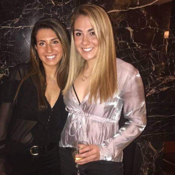 Profile Picture of Hannah Berkowitz (@hannahberko) on Poshmark