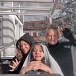 Profile Picture of 𝐌𝐨𝐧𝐚 ⭒ 𝐌𝐞𝐥𝐚𝐧𝐢𝐞 ⭒ 𝐒𝐮𝐥𝐢 🦥 (@3bigcinnamonrolls) on Instagram