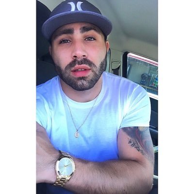 Profile Picture of Mark (@MarkSerafinDOOD) on Twitter