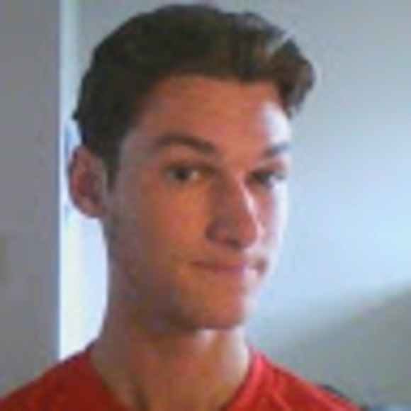 Profile Picture of Sean Dunick (@sdunick2017) on Poshmark