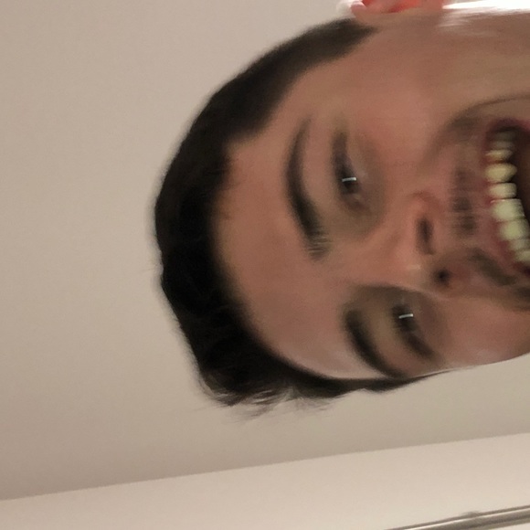 Profile Picture of William Beebee (@williambeebee) on Poshmark