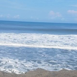 Profile Picture of Aron Coronado (@aron.coronado.940) on Facebook