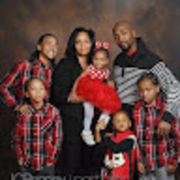 Profile Picture of Greg Bowman (@gregbowman85) on Poshmark