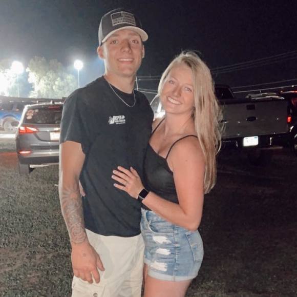 Profile Picture of Kourtney Shoap (@kourtney_shoap) on Poshmark