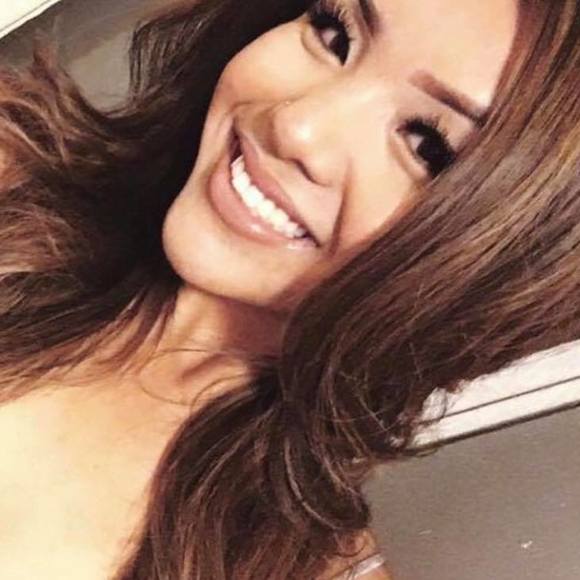 Profile Picture of Ivy Tolentino (@iveetolentino) on Poshmark