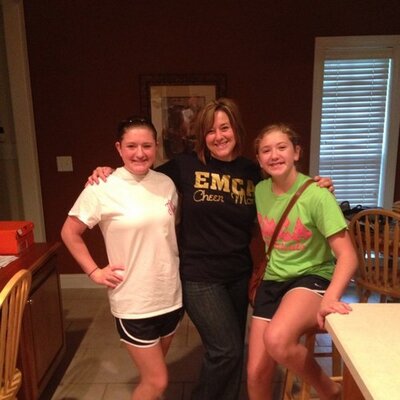 Profile Picture of Dawn Watkins (@DWatkins76) on Twitter