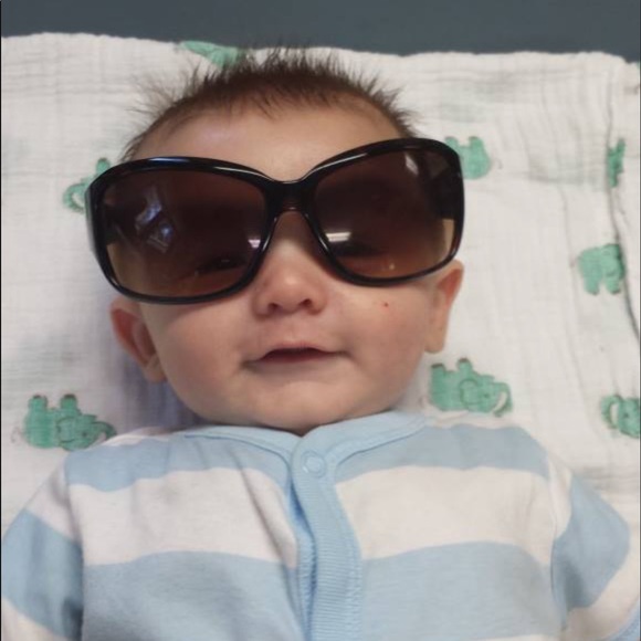 Profile Picture of Tayne Stoken (@tstoke) on Poshmark