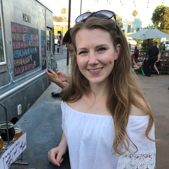 Nicole Neermann - Poshmark Profile Picture of Nicole Neermann (@nicoleneermann) on Poshmark