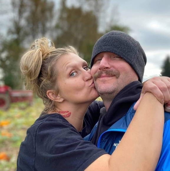 Profile Picture of Casey Morris (@freewaydommer2) on Poshmark