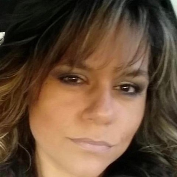 Profile Picture of A izabel Chakon (@achakon) on Poshmark