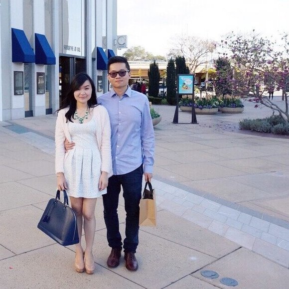 Profile Picture of Edward Wibisono (@raunay) on Poshmark