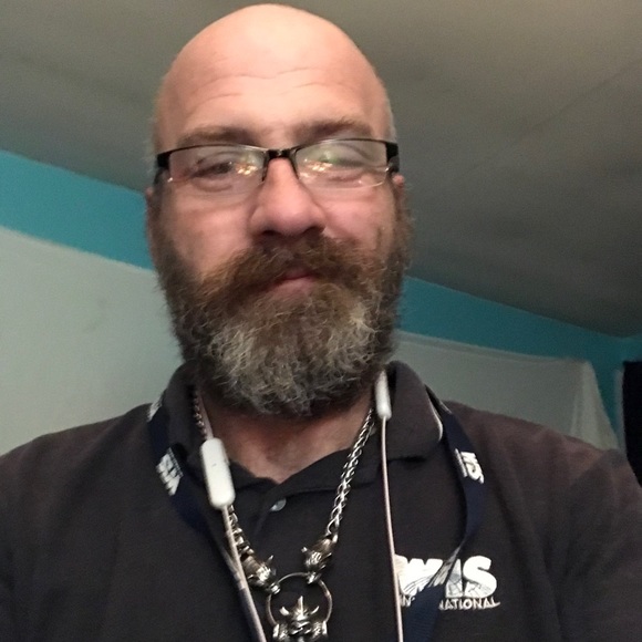 Profile Picture of John Colquhoun (@johncolquhoun) on Poshmark