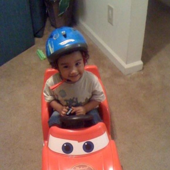 Profile Picture of Francisco Paramo (@franciscoparamo) on Poshmark