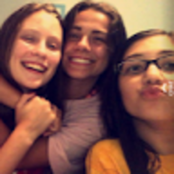 Samantha Herberholt - Poshmark Profile Picture of Samantha Herberholt (@sherberholt) on Poshmark