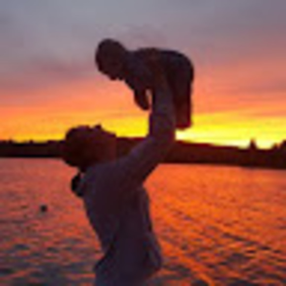 Profile Picture of Jessica Hurd (@jessicahurd286) on Poshmark