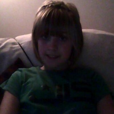 Profile Picture of Zoe Steele (@zoelove_u) on Twitter