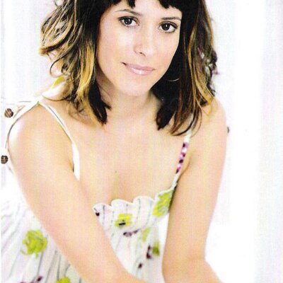 Profile Picture of Kimberly McCullough (@KimberlyMgh) on Twitter