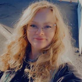 Profile Picture of MelonKnee Roberts (@melonyr007) on Pinterest