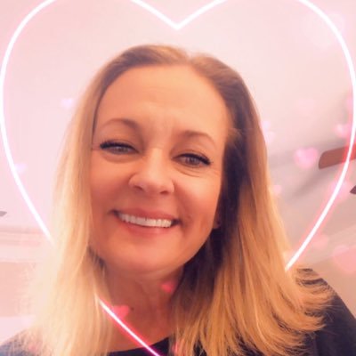 Profile Picture of Traci Curry (@TraciCurry123) on Twitter