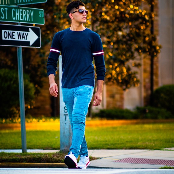 Profile Picture of Ahmed Abdelaal (@aabdelaal) on Poshmark