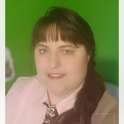 Profile Picture of Elizabeth K Healy (@EKHealy) on Twitter