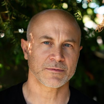 Profile Picture of Dave.curl (@davecurl3) on Twitter