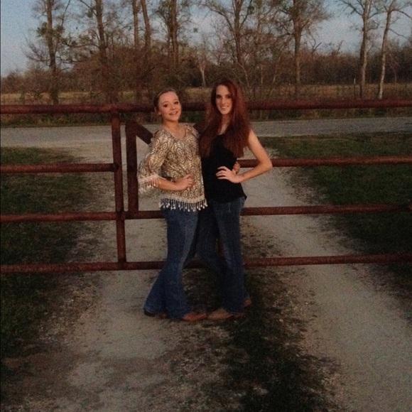 Profile Picture of Korrie Karbach (@korriek) on Poshmark