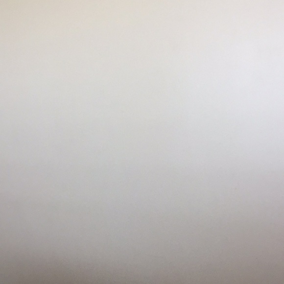 Profile Picture of Kim Wolff (@kimiie) on Poshmark