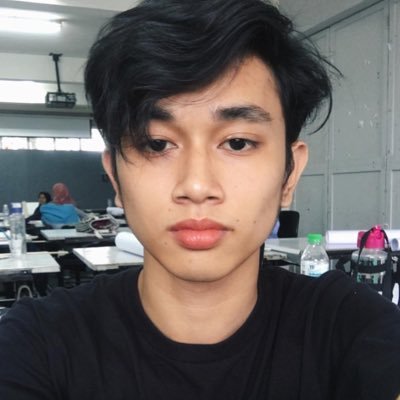 Profile Picture of  👻on Twitter