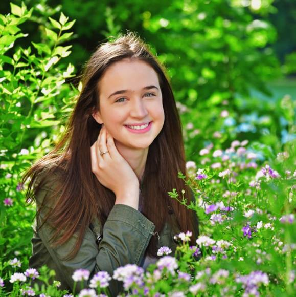 Profile Picture of Alea Ziegman (@aleaziegman) on Poshmark