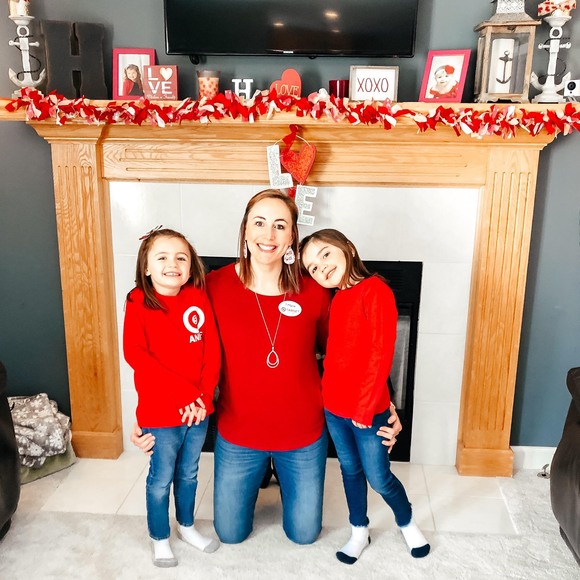 Tiffanie Hennard - Poshmark Profile Picture of Tiffanie Hennard (@tiffaniemarie06) on Poshmark