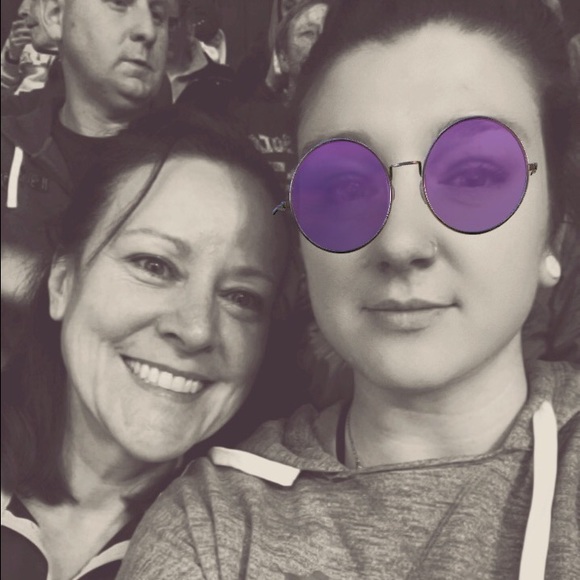 Profile Picture of Steph Remley (@spremley) on Poshmark