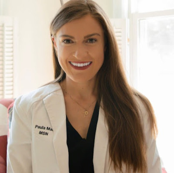 Profile Picture of Paula Winiarski (@paula_winiarski) on Poshmark