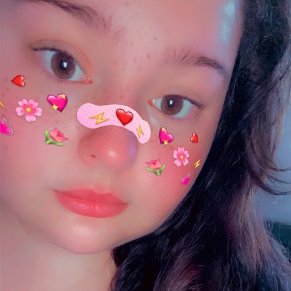 Profile Picture of Erica Colman (@rikka124) on Poshmark