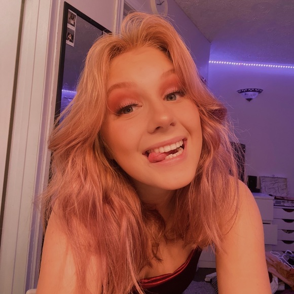 Profile Picture of Sammy Conrod (@sammyconrod) on Poshmark