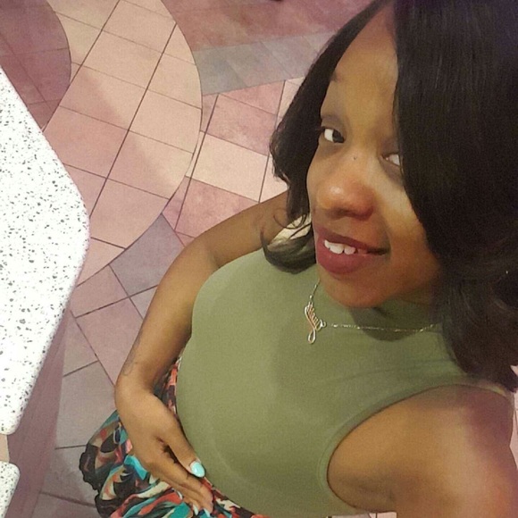 Profile Picture of Sherese Bland (@kar1yahh) on Poshmark